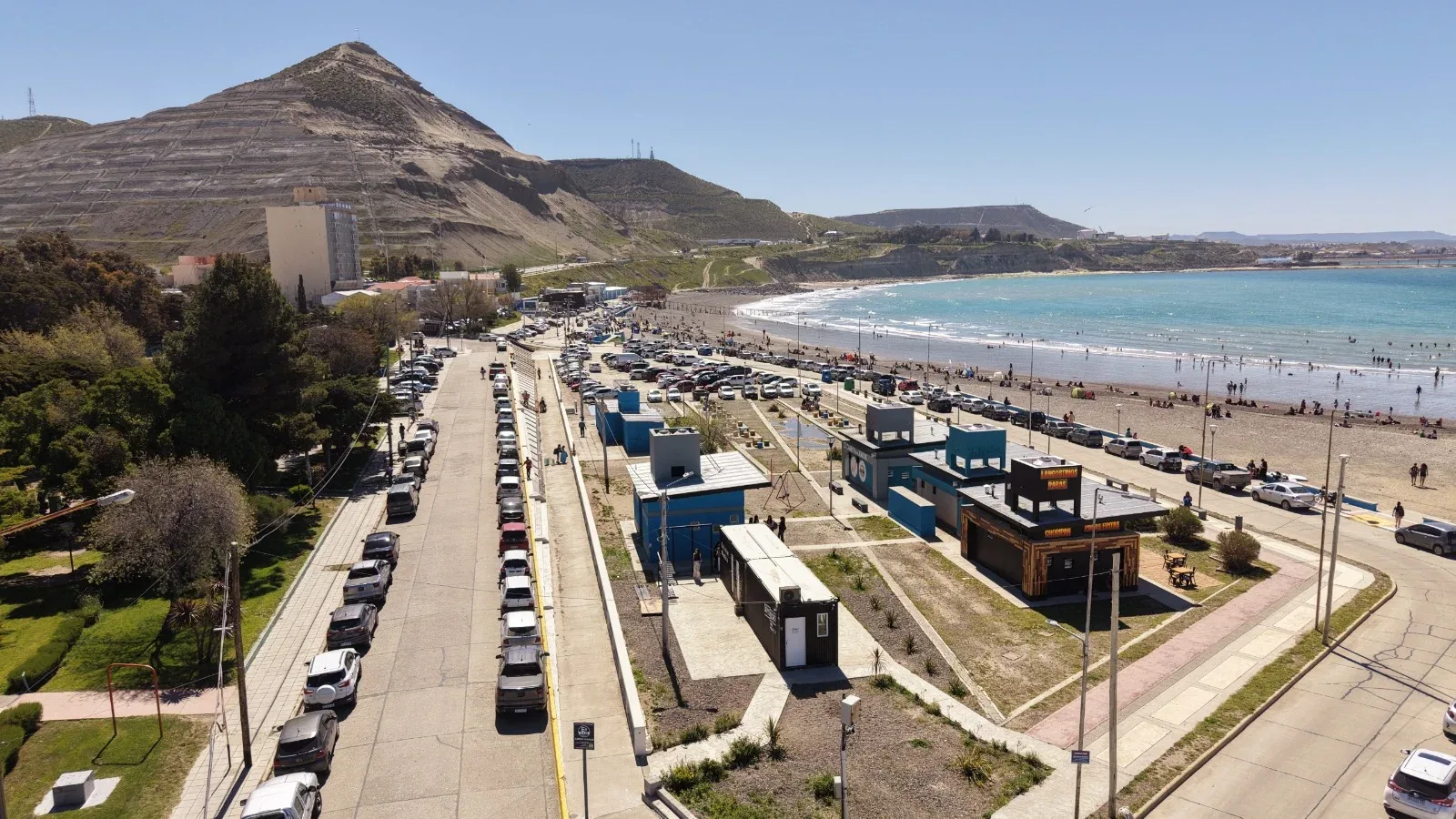 Comodoro acondiciona la Costanera y abre baños públicos para la temporada