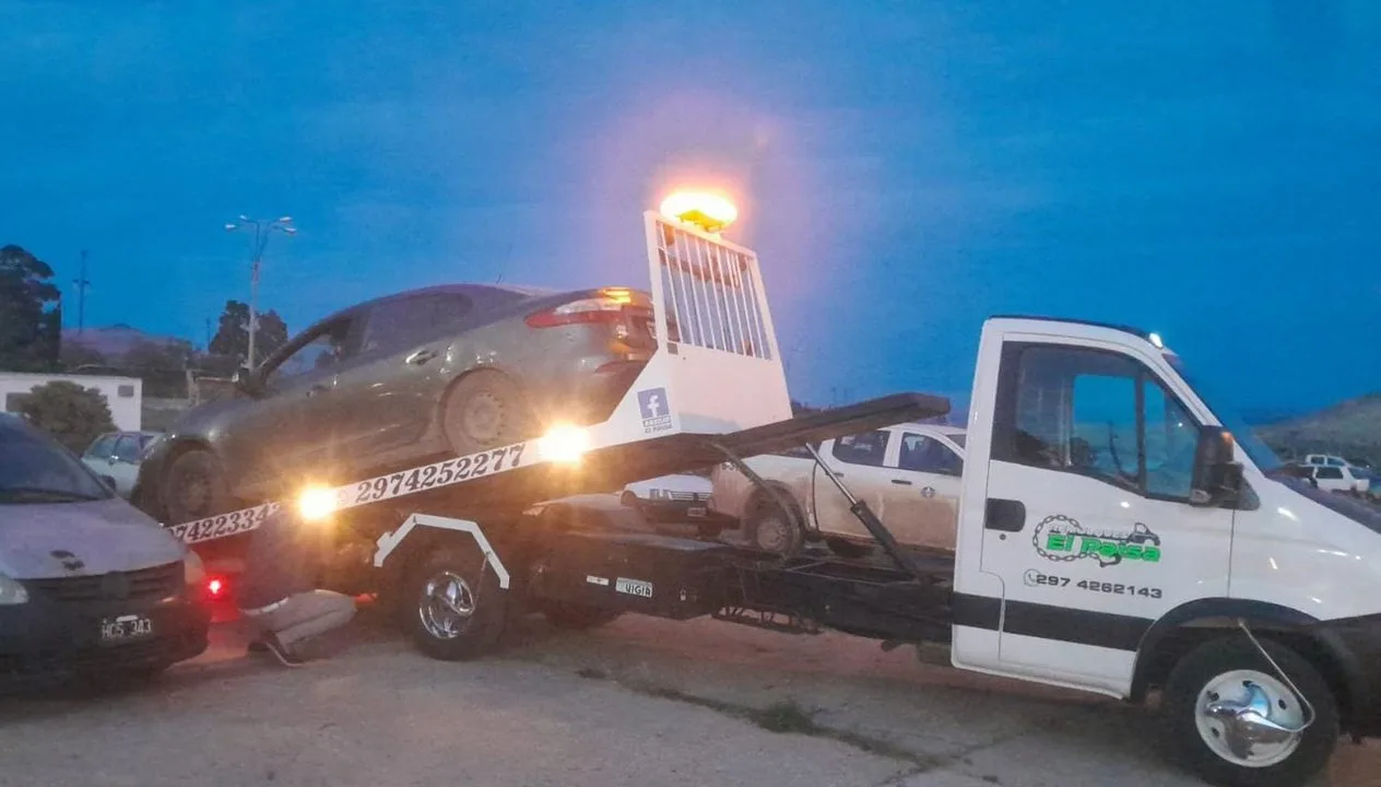 Aprehendido por evadir un control y forcejear con policías en Comodoro