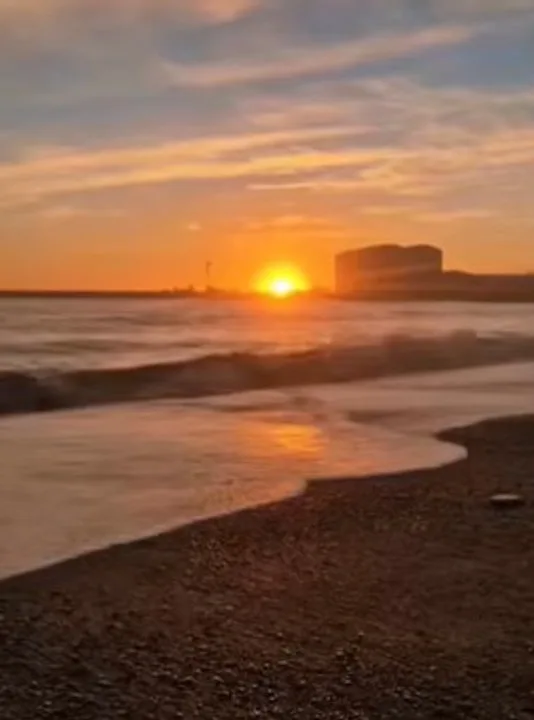 Amanecer despejado en la costa de Comodoro tras varios días de lluvia