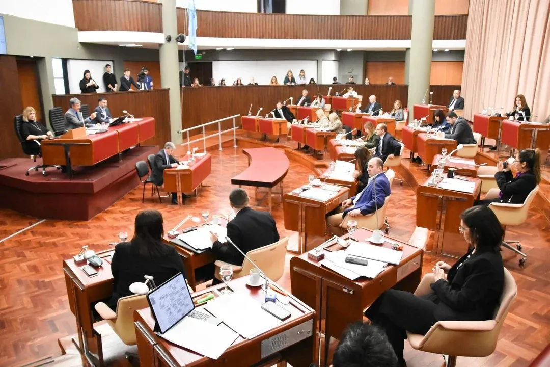 Estudiantes de 27 escuelas de Chubut debatirán en la Legislatura