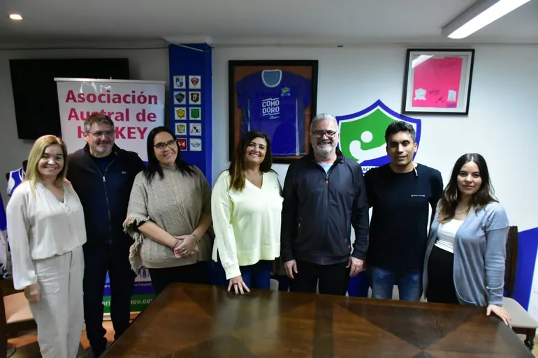 Hockey provincial: Austral y el Valle definirán al campeón en diciembre